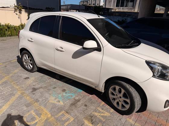 NISSAN MARCH 1.6 SV 16V FLEX 4P MANUAL NISSAN MARCH 1.6 SV 16V FLEX 4P MANUAL